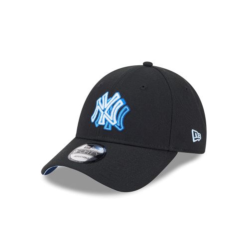 New York Yankees 9Forty Neon Black Cap